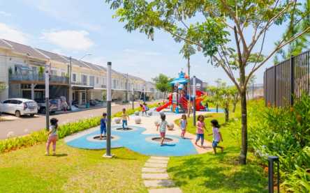 Playgrounds Everywhere